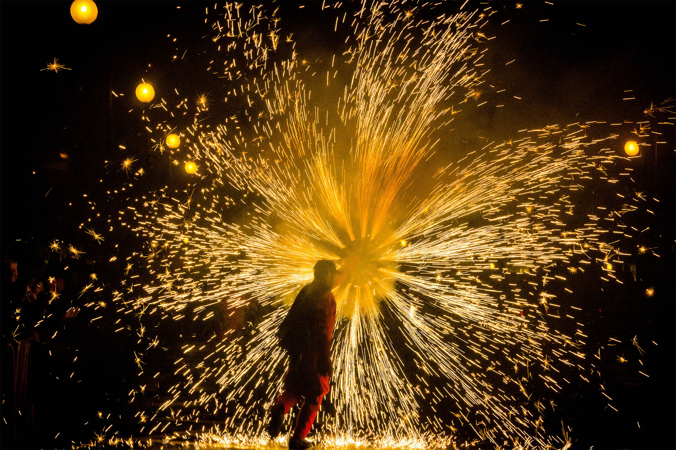 Correfoc al carrer València